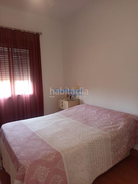 Foto a55cc99d-1cbe-43f1-b063-48e3ce8e5dd1. Xalet amb aparcament piscina a Entrenúcleos Dos Hermanas