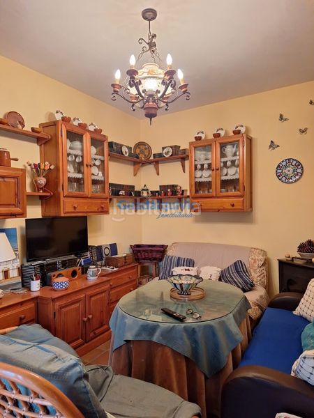 Foto 4e84a638-a0eb-4b0c-b67f-e0c9cf60a0f2. Casa a Brenes