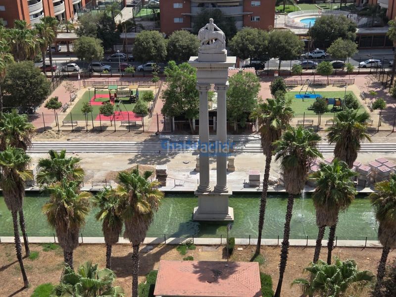 Foto 1152cd80-85e2-4446-98c8-4f416c4c6dec. Pis amb aparcament piscina a Bellavista Sevilla