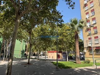 Etagenwohnung in Centro. Piso de 3 habitaciones en centro de montequinto