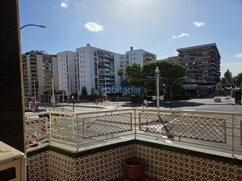 Foto 8acb8213-6585-4766-9581-fe5b0805b038. Rent flat in La Buhaira Sevilla