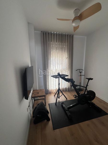 Foto fbe9b273-ed9d-4541-870f-68884b605ca0. Pis amb calefacció aparcament piscina a Entrenúcleos Dos Hermanas
