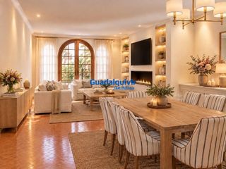Duplex in San Lorenzo. Dúplex en pleno centro. con patio, 5 dormitorios, 3 baños  y tra