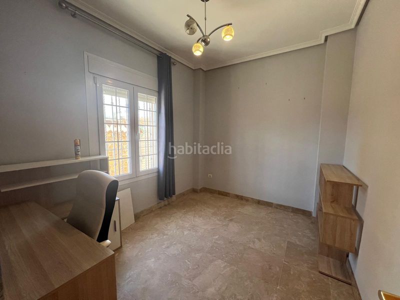 Foto 5c6dc736-6b79-4175-9638-4aa0839aa4ab. Chalet avec parking dans Olivar de Quintos Montequinto
