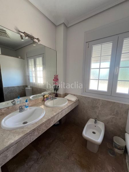 Foto aeabaa03-d6f4-4924-be7b-806951fd4809. Chalet avec parking dans Olivar de Quintos Montequinto