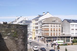 Local Comercial a Ronda da Muralla 74