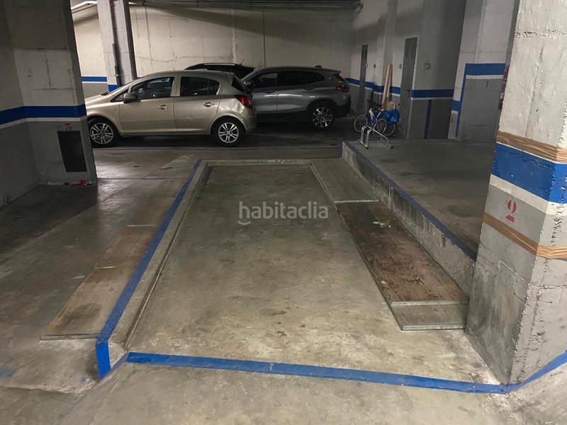 Foto 8f487e61-c7ab-4766-8279-0cd6743b6a32. Car parking in Nord Vic
