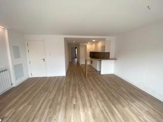 Location Appartement à Estadi-Santa Anna. Pis nou 1 habitació gran en lloguer. ideal parella o 1 persona.