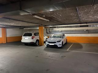 Parking voiture à Passatge pla del remei 2. Pàrquing ampli a l'edifici vic2