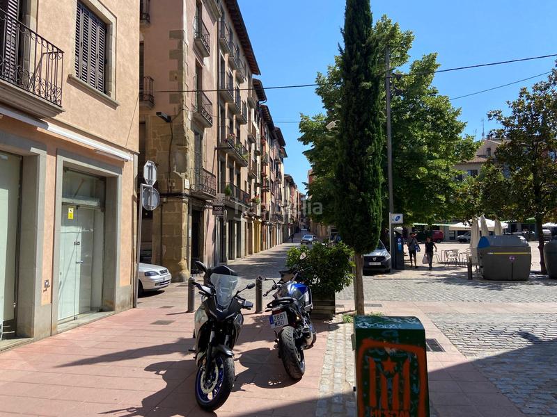 Foto 366e8785-fa57-47cf-a6e0-3c6502ea6f48. Lloguer local comercial amb calefacció a Centre Vic