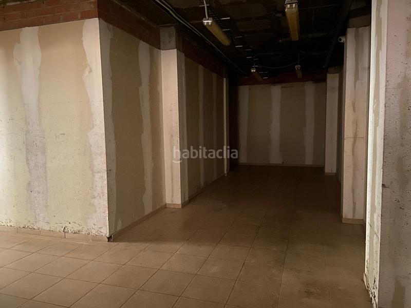 Foto e122ab75-671e-4075-804c-b70fa73f4a61. Lloguer local comercial amb calefacció a Centre Vic