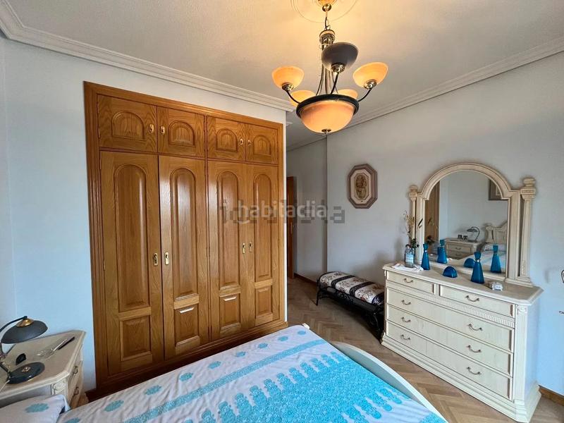 Foto d841d3e2-5dab-4227-a3e3-3add95d0f3f6. Reihenhaus mit parking in Miguelturra