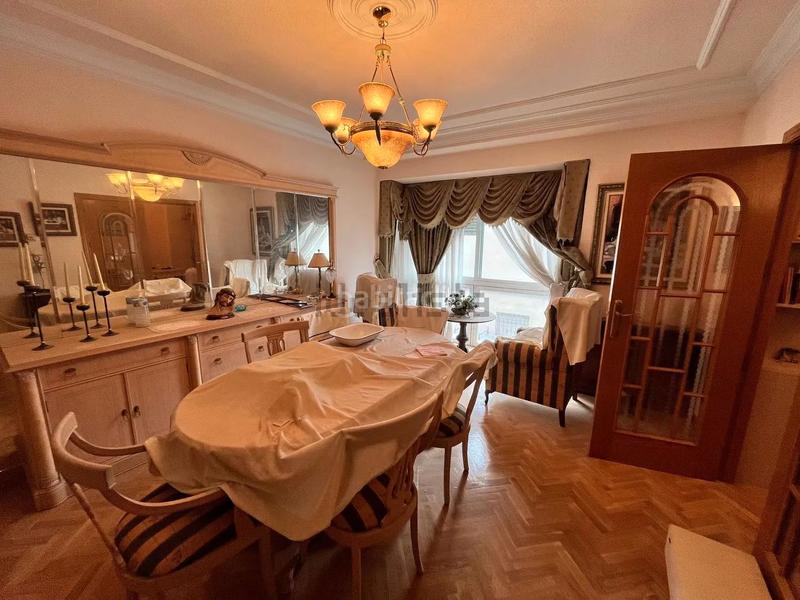 Foto f6738ba8-f0f0-45e6-bd3e-cc9667b675c8. Reihenhaus mit parking in Miguelturra