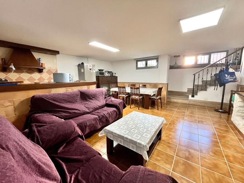 Foto 5f85da63-2dca-42a7-ad56-97a529012c99. Casa pareada unifamiliar zona puerta toledo en La Guija Ciudad Real