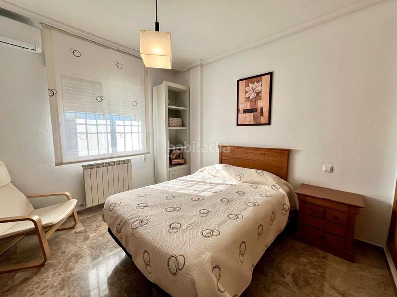 Foto f5ff9187-a221-4996-b53a-8f9d97f78c87. Casa pareada unifamiliar zona puerta toledo en La Guija Ciudad Real