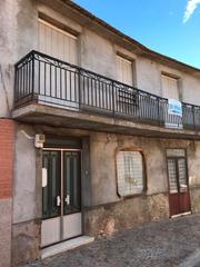 Xalet a Calle julio coello 5. Chalet adosado para reformar en alcolea de calatrava