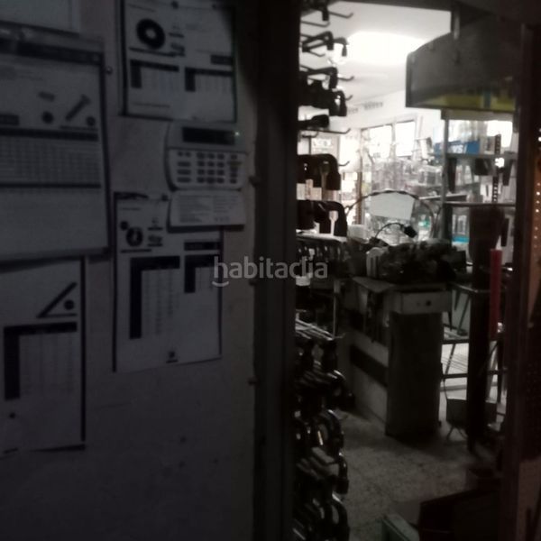 Foto 6f6c4f60-06e5-4e22-85ab-f9aeffd4aff8. Local comercial a La Moreria Ciudad Real