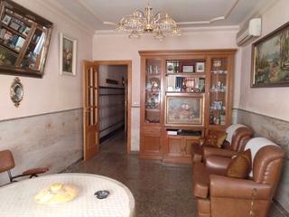 Chalet en Daimiel. Chalet de 5 dormitorios situado en daimiel