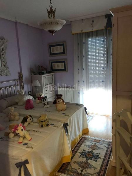 Foto d1b9f299-3a8c-4b43-a83f-f218fecb49d1. Piso  de lujo para familias numerosas en El Perchel Ciudad Real