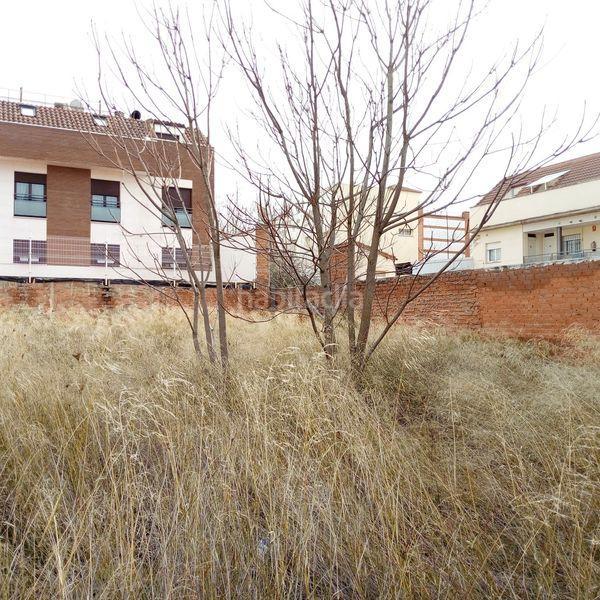 Foto d2e0787a-4bc5-4411-ac80-b5fb49591357. Terreny residencial a calle juan de vilaseca 9 a Ciudad Real