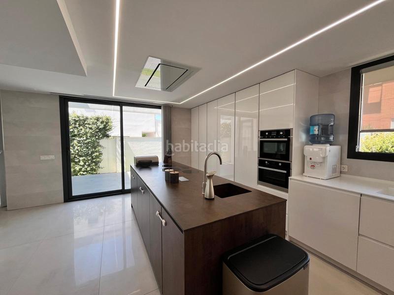 Foto 6c596de6-f471-43c4-a9b5-319be63c7752. Xalet amb calefacció aparcament piscina a Poblete