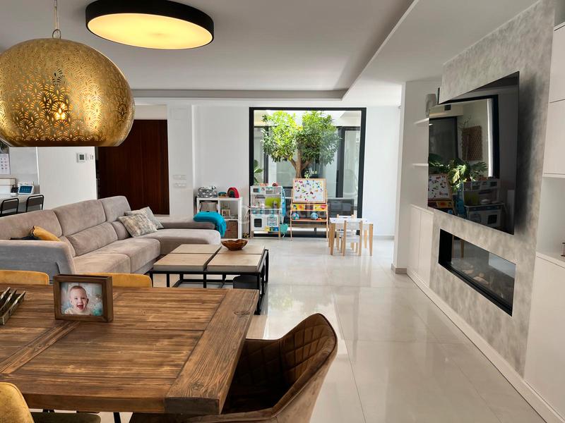 Foto 75f029cf-da46-4c63-8b6d-20f3c773d6bc. Xalet amb calefacció aparcament piscina a Poblete