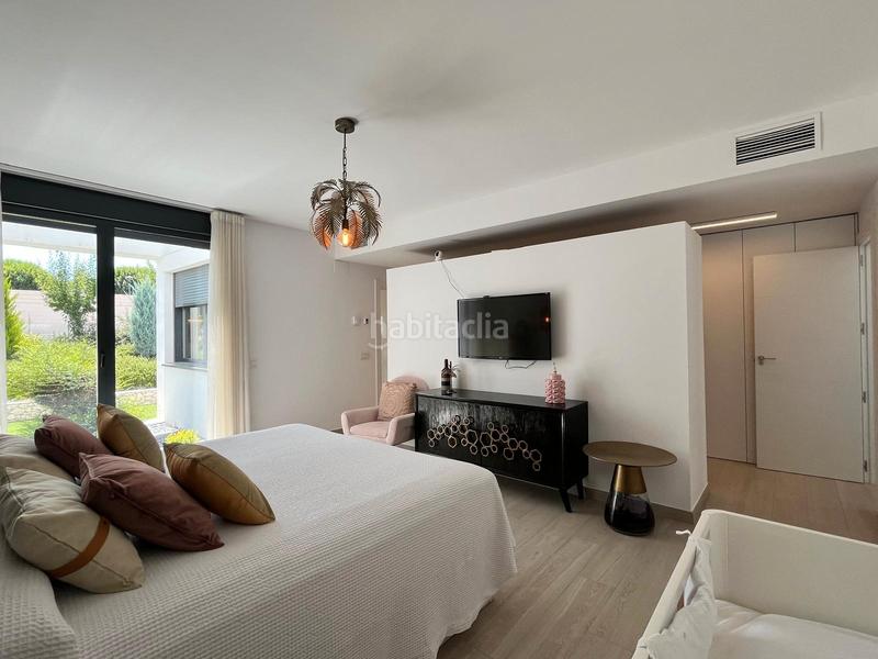 Foto dc39e3f5-53a5-44cb-8e12-d40cecc17036. Xalet amb calefacció aparcament piscina a Poblete