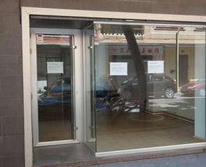 Local Comercial en Avenida del Rey Santo