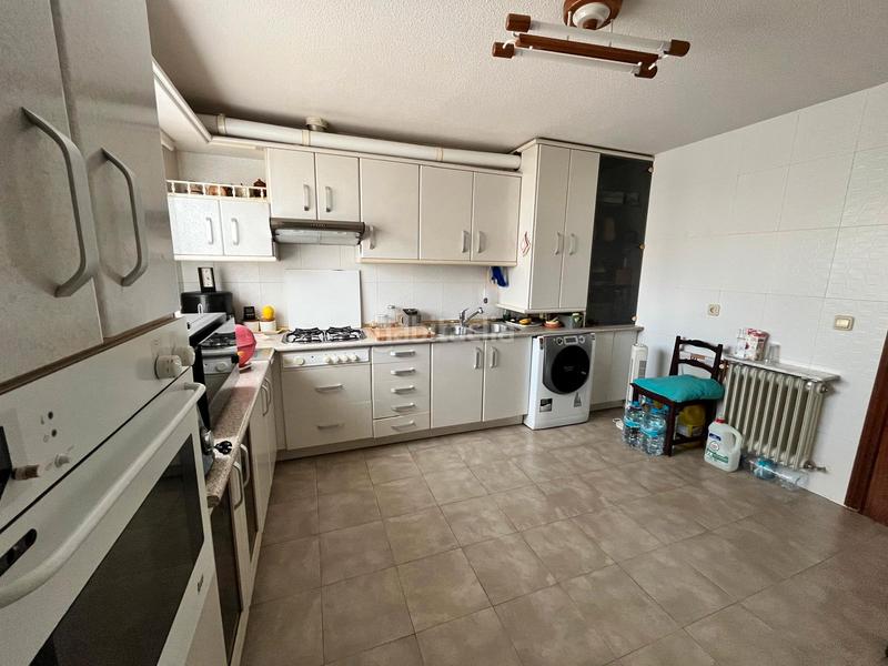 Foto b83fafb7-ac6f-4442-8bee-9629d632c08b. Casa a schiera con riscaldamento parcheggio in Los Rosales Ciudad Real