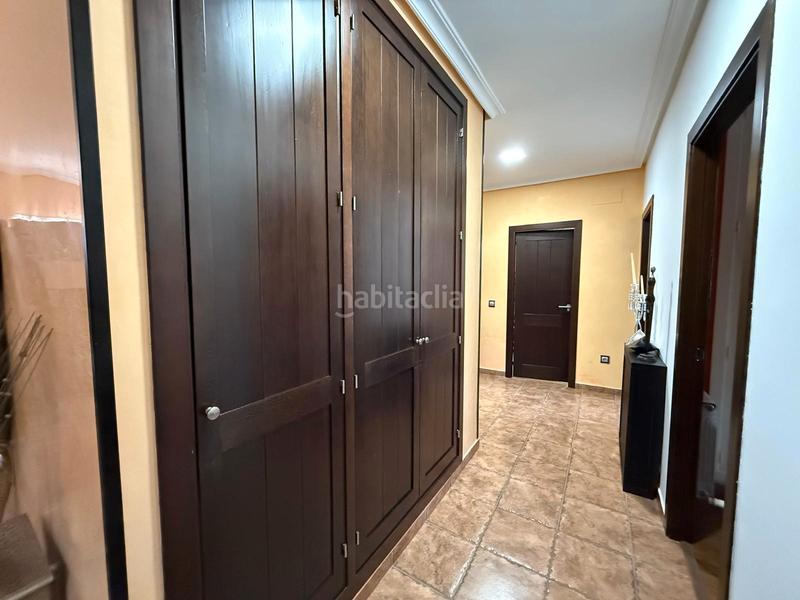 Foto 05458fba-f169-498e-adbc-e98749ad6ff6. Chalet avec chauffage parking piscine dans Los Rosales Ciudad Real