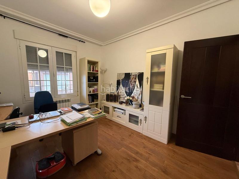 Foto 0b04483a-bd88-48e9-a97f-482668f5908e. Chalet avec chauffage parking piscine dans Los Rosales Ciudad Real