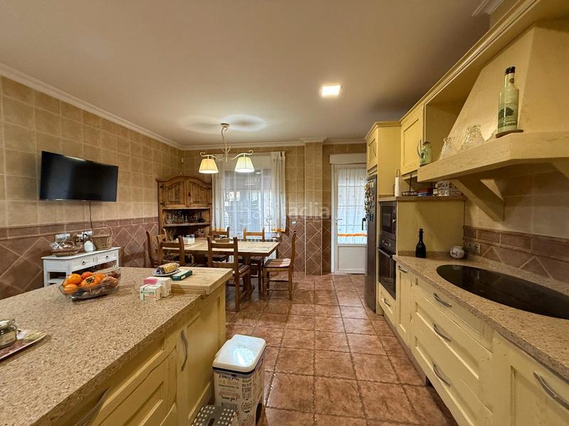 Foto 328541df-6f0b-4375-a639-c398b946fe9a. Chalet avec chauffage parking piscine dans Los Rosales Ciudad Real