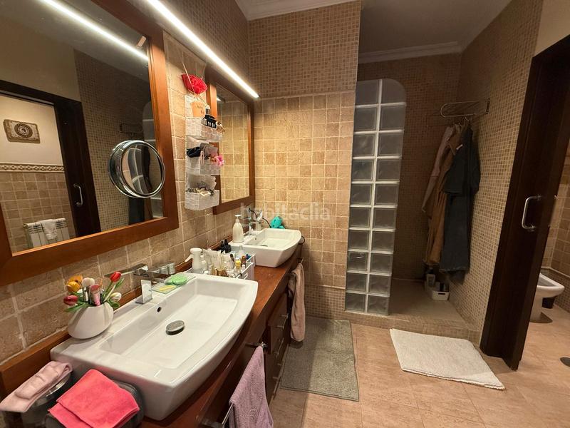 Foto 3bc721d0-f71e-4768-b152-2caaf628dff0. Chalet avec chauffage parking piscine dans Los Rosales Ciudad Real