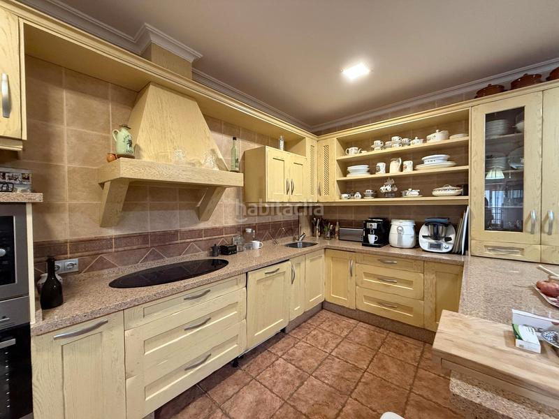 Foto 409ca209-c2f3-49e4-8fcb-2e86640e12ff. Chalet avec chauffage parking piscine dans Los Rosales Ciudad Real