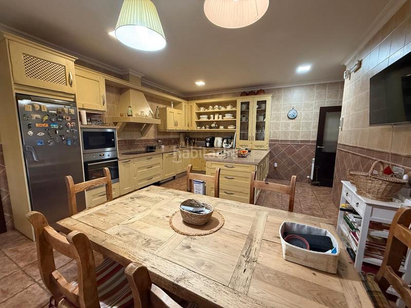 Foto 595b1409-e1f0-421a-8a3d-1f3391fc25b2. Chalet avec chauffage parking piscine dans Los Rosales Ciudad Real