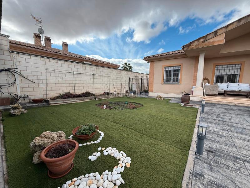 Foto 76ff4ee4-5672-4345-959f-3ebaf19603f5. Chalet avec chauffage parking piscine dans Los Rosales Ciudad Real