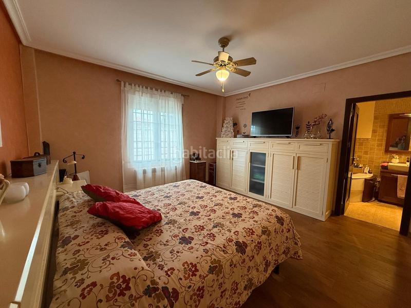 Foto 82483be1-2fa7-465c-8bec-26ac614ca24a. Chalet avec chauffage parking piscine dans Los Rosales Ciudad Real