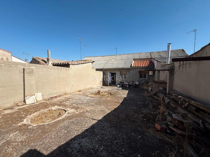 Foto d972efa7-7bc3-44e5-9133-654246be5c5e. Casa a schiera con camino parcheggio in Caracuel de Calatrava