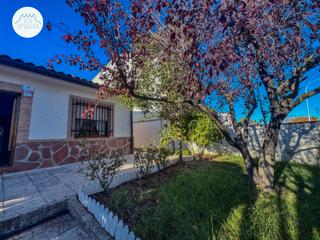 Haus in Fernancaballero. Preciosa casa independiente en fernán caballero — sin comisión i