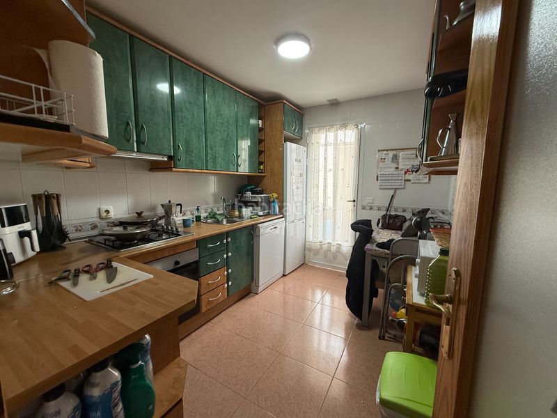 Foto 47b5ebc8-85ee-401f-8dfa-336b840b739e. Casa adossada amb calefacció aparcament a Miguelturra