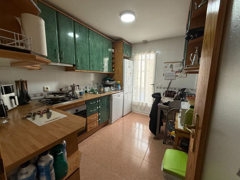 Foto 663f831d-89e2-4dd8-a1b3-a2e6d8b0d123. Casa adossada amb calefacció aparcament a Miguelturra