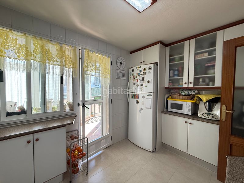 Foto 8c6e3916-c053-43e6-8d56-97633f4b5572. Casa adossada amb calefacció aparcament a Los Rosales Ciudad Real