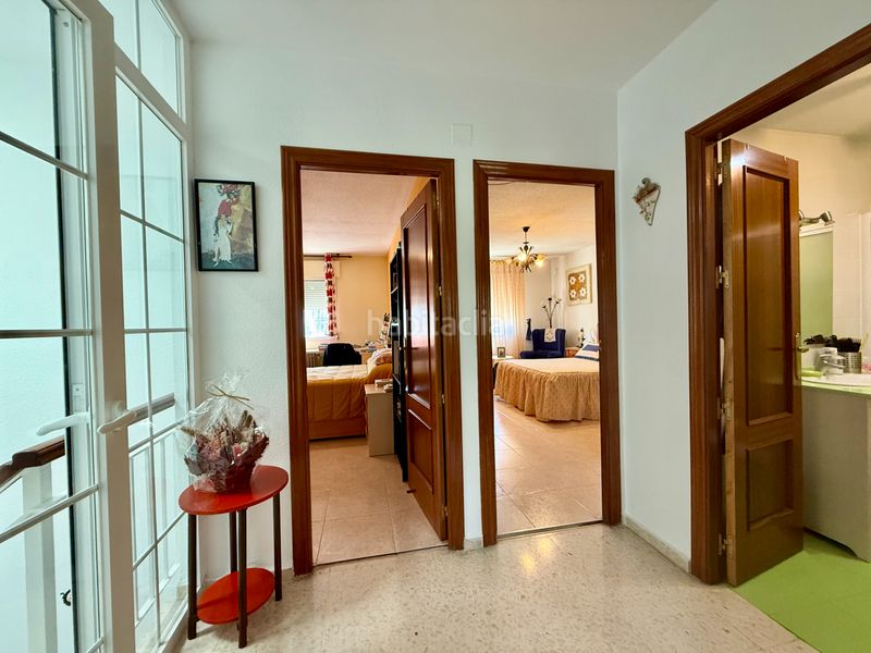 Foto b0685b5f-140b-4f21-b55e-eac298f3d5b9. Casa adossada amb calefacció aparcament a Los Rosales Ciudad Real