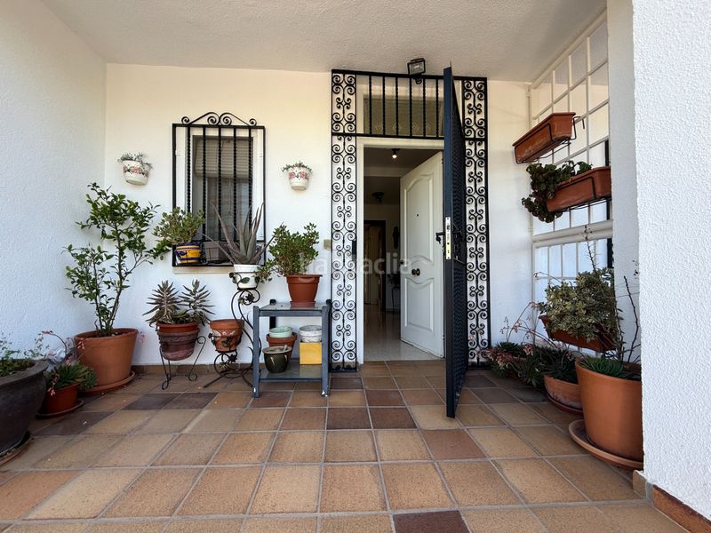 Foto b69ecd44-dfa8-452f-9744-971fb5672571. Casa adossada amb calefacció aparcament a Los Rosales Ciudad Real