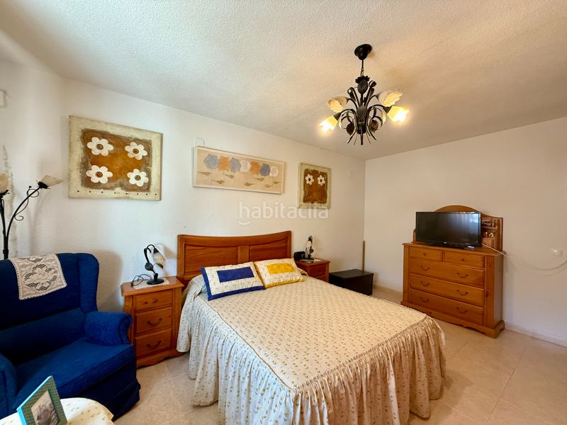 Foto b9ee372a-7667-4ac2-8c4c-18615436bc21. Casa adossada amb calefacció aparcament a Los Rosales Ciudad Real