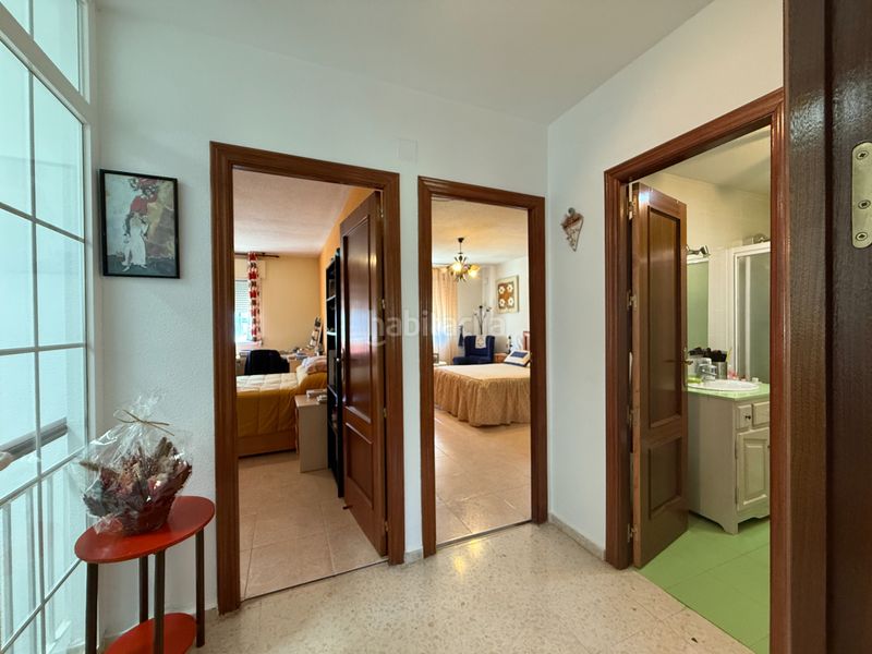 Foto f5da713e-2bdd-4b92-99b8-fff68e243232. Casa adossada amb calefacció aparcament a Los Rosales Ciudad Real