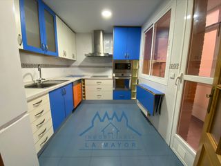 Duplex in Santa María - Pío XII. Dúplex en urbanización en venta en ciudad real capital