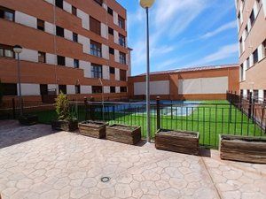 Miete Etagenwohnung in El Torreón - Los Ángeles - El Pilar. Piso en alquiler en ciudad real