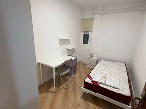 Affitto Appartamento in El Perchel. Habitación en alquiler en ciudad real