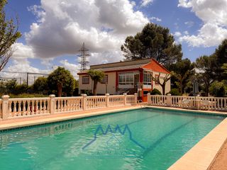 Chalet à Caracuel de Calatrava. Casa/chalet en venta en poblete